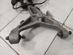ASTON MARTIN Aston Martin Vanquish S 04-07 V12 Rear Hub 5R13-5A971-AA Rear Wheel Bearing Housing — thumbnail 5