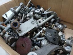 ASTON MARTIN ASTON MARTIN VANQUISH S 04-07 V12 SCREWS BOLTS — thumbnail 3