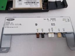 BENTLEY BENTLEY CONTINENTAL FLYING TRACK Aerial / Antenna 3W8035532B Antenna LOT — thumbnail 4