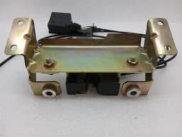 ASTON MARTIN Aston Martin Vanquish S 04-07 V12 boat lock 1R12-67-10148 tailgate lock — thumbnail 8