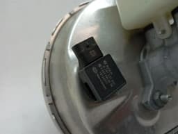 ASTON MARTIN Aston Martin Vantage AM6 Brake Servo KY63-2B195-AA Brake Booster — thumbnail 5