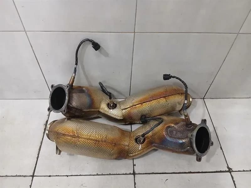 McLaren 720S Coupe Catalytic Converter PAIR 14HA042CP SET Catalytic Converter 14HA044CP