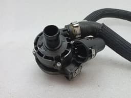 FERRARI Ferrari California T F149 14-17 Cooling Pipe 296736 Coolant Hose Pipe — thumbnail 9