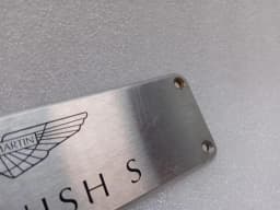 ASTON MARTIN ASTON MARTIN VANQUISH S 04-07 V12 COVER VANQUISH S DOOR POST LOGO PLATE — thumbnail 5