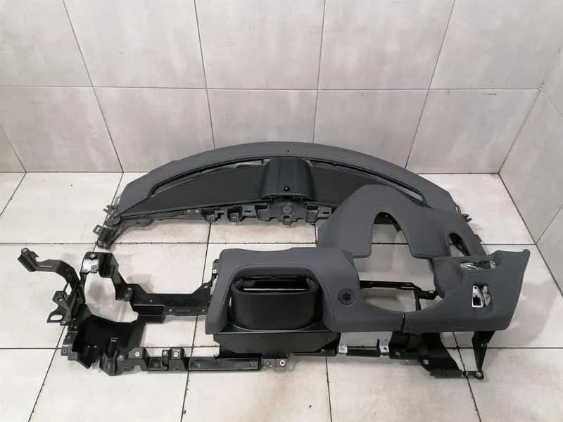 FERRARI Ferrari 458 F142 Spider Dashboard 82761100 Dashboard 82785412 RHD 82919329