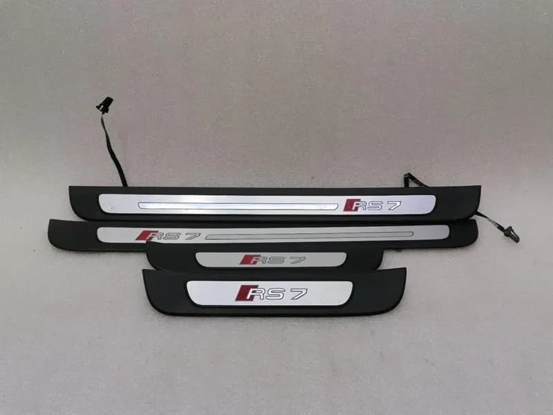 AUDI Audi RS7 A7 4G8 L:ed Door Sill Set 4G8947405B Door Sill Trim 4G8947423B Faulty