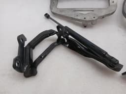 ASTON MARTIN ASTON MARTIN VANQUISH AM310 Bonnet Hinge SET DD33-16801-AA Hood Hinge SET — thumbnail 2