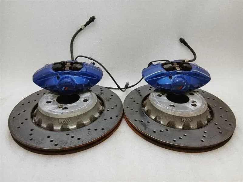 BMW BMW M4 F82 rear brake caliper set 8046261 brake caliper rear set 8046262 M3 F80