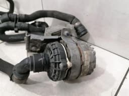 MERCEDES-BENZ Mercedes C Class W205 Cooling Pipe Engine A2055018982 Coolant Hose Faulty — thumbnail 6
