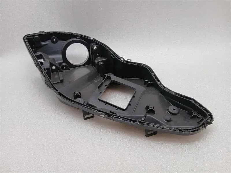 McLaren MP4-12C Cover RH headlight cover MP4-12C fairing