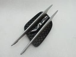 MERCEDES-BENZ Mercedes SL R230 Front Right Fender Grille A2306900236 Fender Grille V12 — thumbnail 7