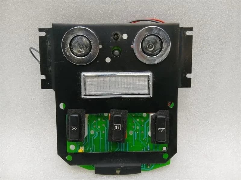BENTLEY BENTLEY ARNAGE T Dome Light PV101938PA Interior Light FRONT FRONT