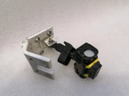 MERCEDES-BENZ Mercedes G-Wagen W463 Door Hinge Right Side Front/Rear A4637206000 Door Hinge — thumbnail 2