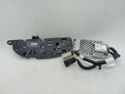 CHEVROLET Chevrolet Corvette C7 electronic module 23313639 data recorder windscreen camera — thumbnail 1