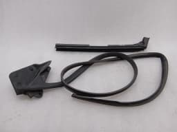 ASTON MARTIN Aston Martin Vanquish AM310 door seal RH REAR door seals rear right — thumbnail 7