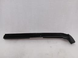 ASTON MARTIN Aston Martin Vanquish AM310 door seal RH REAR door seals rear right — thumbnail 6
