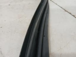 ASTON MARTIN Aston Martin Vanquish S 04-07 Door Seal 1R12-770115-AD LH DEFECTS Door Seals — thumbnail 5