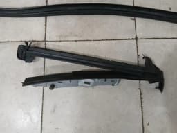 FERRARI Ferrari California T F149 14-17 Door Seal 85263000 Left Set Door Seals Left — thumbnail 8