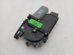 ASTON MARTIN Aston Martin Vanquish AM310 Door Window Motor 4G43-F27000-A Power Window Motor — thumbnail 6