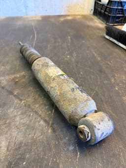 VOLVO 30683451 Shock Absorber Rear Right VOLVO XC90 I (2002-2014) — thumbnail 3