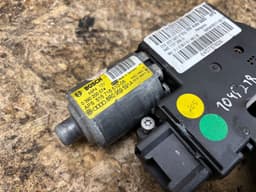 VW 8R0959591A Sunroof motor set VW TOURAN (1T3) (2010-2015) — thumbnail 4
