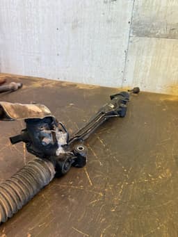 AUDI 7L8422062G 7L8422063 7L8422062GX 7L8422063X Steering rack AUDI Q7 (4L) (2006-2015) — thumbnail 2