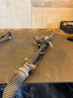 MERCEDES-BENZ A20411011017 20411011017 A2044606300 A204460630080 Steering rack MERCEDES-BENZ C-CLASS (W204) (2007-2013) — thumbnail 2