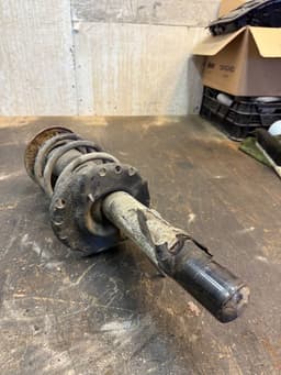 VOLVO 31454443 31277975 Suspension Leg Front Right VOLVO S60 II / V60 I (2010-2018) — thumbnail 3