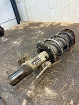 VOLVO 31454443 31277975 Suspension Leg Front Right VOLVO S60 II / V60 I (2010-2018) — thumbnail 2