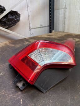 VOLVO 31214963 Tail light left VOLVO S60 II / V60 I (2010-2018) — thumbnail 4