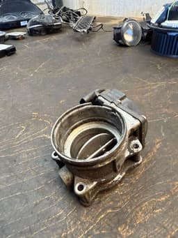 MERCEDES-BENZ A6460901170 6460901170 Throttle body MERCEDES-BENZ VITO / VIANO (W639) (2003-2014) — thumbnail 2