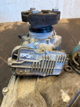 BMW 8643151 27105A371E2 ATC45L 27105A4A0C1 27104A2BD05 27608643153 27605A371F4 Transfer Box BMW X3 (F25) (2010-2017) — thumbnail 9