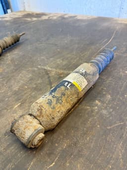 VOLVO 30683451 Shock Absorber Rear Left VOLVO XC90 I (2002-2014) — thumbnail 2