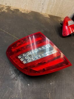 MERCEDES-BENZ 2048204664 A2048204664 Tail light left MERCEDES-BENZ C-CLASS (W204) (2007-2013) — thumbnail 2