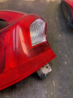 VOLVO 31214963 Tail light left VOLVO S60 II / V60 I (2010-2018) — thumbnail 3