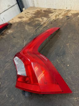 VOLVO 31214964 Tail light, right VOLVO S60 II / V60 I (2010-2018) — thumbnail 2