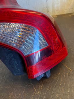 VOLVO 31395929 Tail light, right VOLVO S60 II / V60 I (2010-2018) — thumbnail 9
