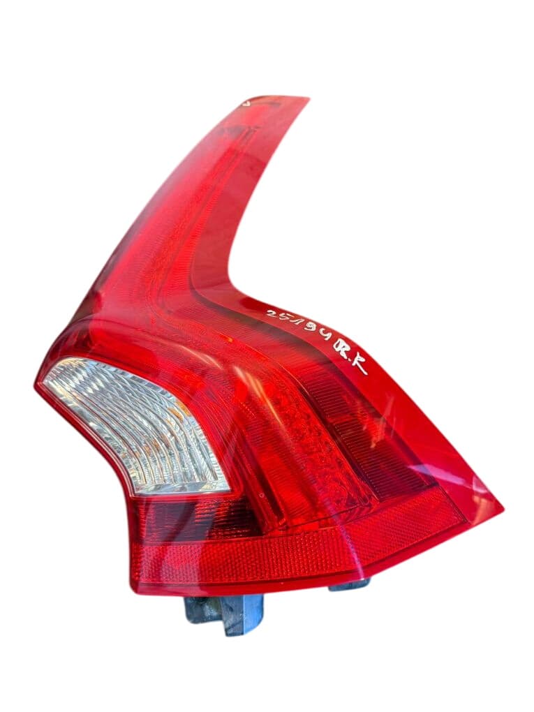 31395929 Tail light, right VOLVO S60 II / V60 I (2010-2018)