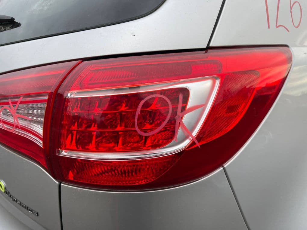 KIA Tail light, right KIA SPORTAGE III (SL) (2010-2015)