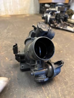 VOLVO 9657522680 Throttle body VOLVO S40 / V50 / C30 / C70 (MS, MW) (2004-2012) — thumbnail 5