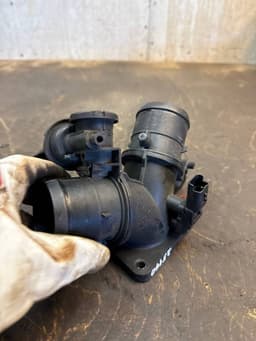 VOLVO 9657522680 Throttle body VOLVO S40 / V50 / C30 / C70 (MS, MW) (2004-2012) — thumbnail 2