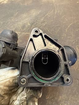 VOLVO 9657522680 Throttle body VOLVO S40 / V50 / C30 / C70 (MS, MW) (2004-2012) — thumbnail 8