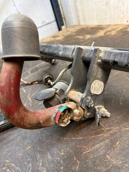 VOLVO 31359557 31407107 31399575 Towbar VOLVO S60 II / V60 I (2010-2018) — thumbnail 6