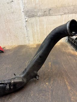 VOLVO 31370891 Turbocharger air inlet Pipe VOLVO S60 II / V60 I (2010-2018) — thumbnail 6