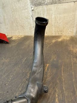 VOLVO 31370891 Turbocharger air inlet Pipe VOLVO S60 II / V60 I (2010-2018) — thumbnail 10