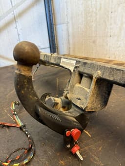 SKODA 5Q0907383J Towbar SKODA OCTAVIA III (5E) (2012-2019) — thumbnail 4