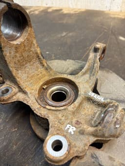 VOLVO 8250536 Wheel bearing housing front right VOLVO S60 II / V60 I (2010-2018) — thumbnail 6