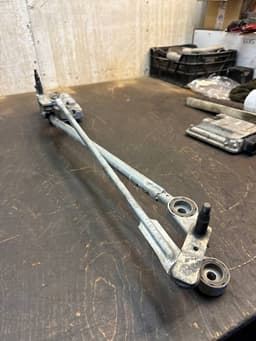AUDI 4L1955119A 4L1910113 4L1955023D 4L1955023F Wiper linkage / mechanism AUDI Q7 (4L) (2006-2015) — thumbnail 2