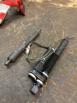 VOLVO 31386722 31217640 Power bootlid / tailgate motor VOLVO V70 III (BW) (2007-2016) — thumbnail 2