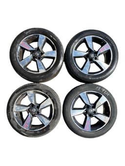 NISSAN 7JX18 ET40 D66.1 5/114.3 Rim set With Tyres 4 pcs NISSAN QASHQAI II (J11) (2013-2021) — thumbnail 1